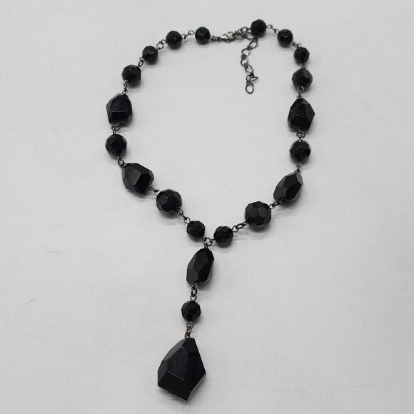 Black Beaded Faceted Necklace With Drop Pendant with Adjustable Chain Vintage - Picture 4 of 6